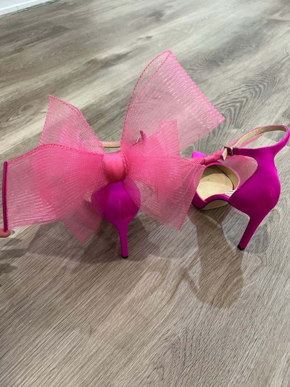 Jimmy Choo Hot Pink Satin Pointed-Toe Tulle Bow Ankle-Strap Pumps - Picture 3 of 7